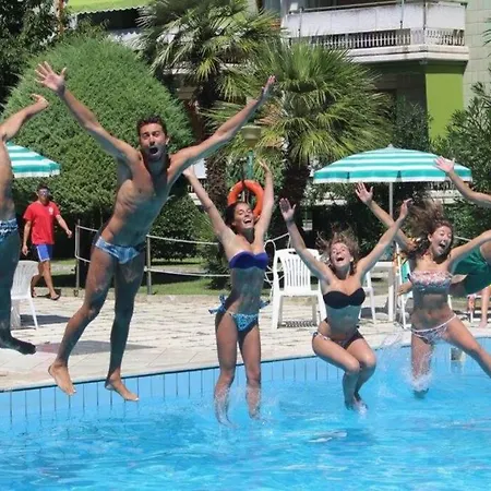 6posti Letto Con Piscina Al Mare * Pineto